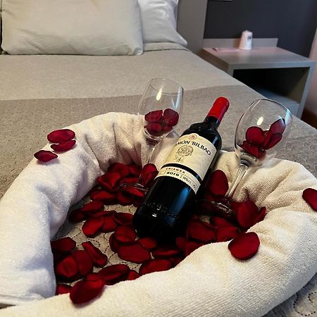 Hello Villarreal Suites Vila-real Eksteriør billede