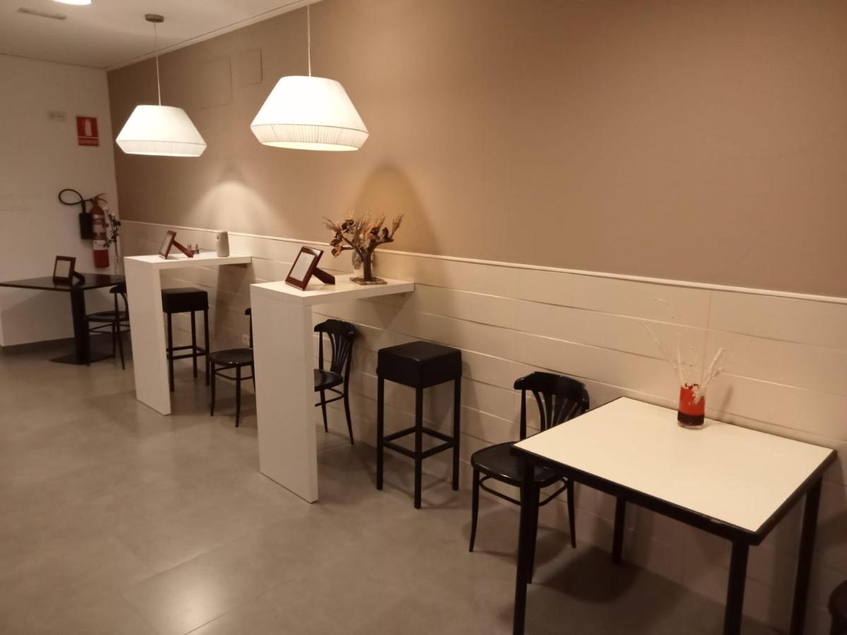 Hello Villarreal Suites Vila-real Eksteriør billede