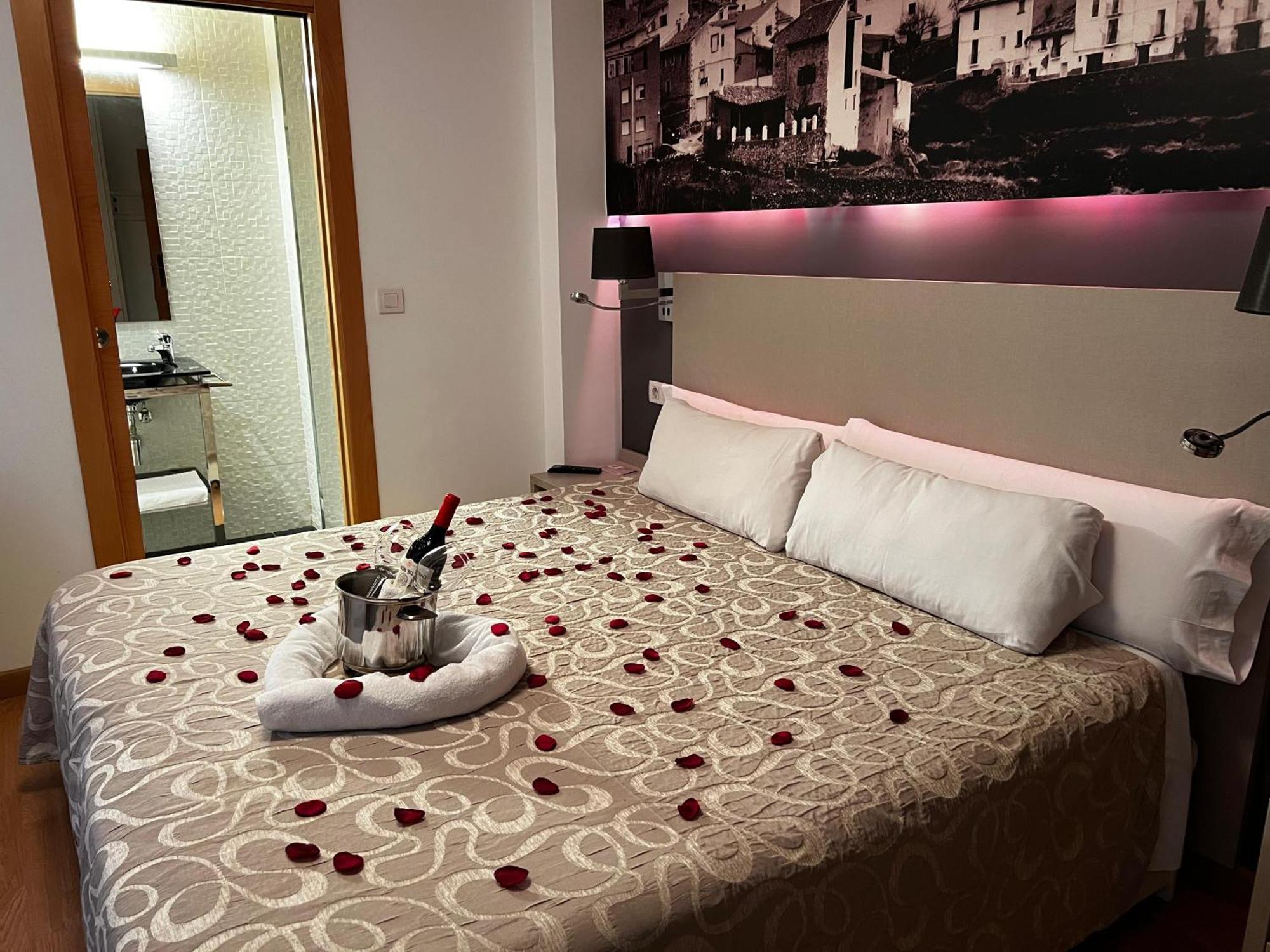 Hello Villarreal Suites Vila-real Eksteriør billede