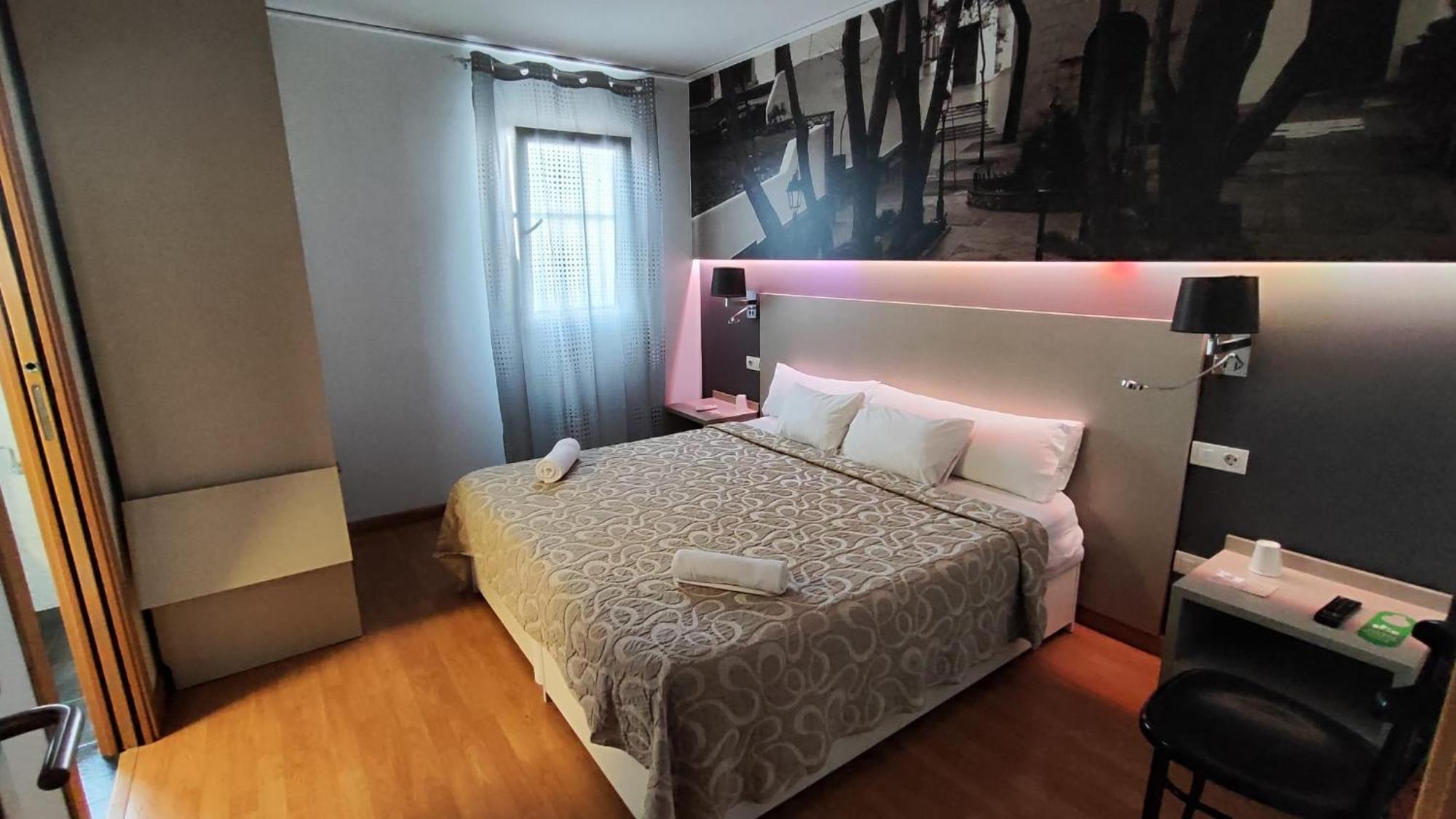 Hello Villarreal Suites Vila-real Eksteriør billede